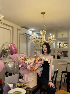 莎莎 de TY-002  2 Imagens