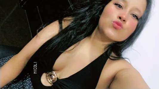 NICOLI98Caro💋😊图片 2