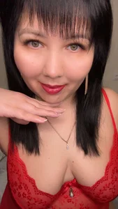 green-eyed-witch Public Pic 3