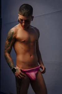 PapiLuccaTOO HOT TO HANDLE Bild 4