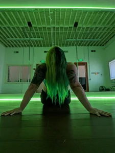 green hair de sparklybisexual  photos