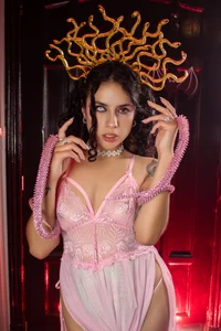 Rebeliastorm The Halloween spirit is in the air 🕷️ Pic 3