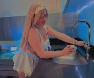 Sarai_HoneeyYour sexy maid 💙图片