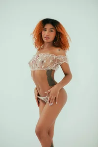 ImaniOkoye Try my lips!😏💘 Pic 6