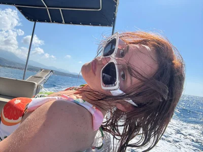 DelindaToste preparing for vacation зображення 2