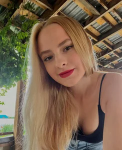 AugustaGravley Mary Pic 7