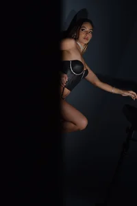 MelissaMoore_ Dark sensuality Immagine  4