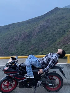 Sylasfrost Public  6টি ছবি