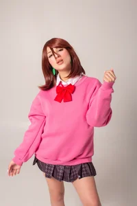 folinskayyya cosplay on Ayasa Momo Pic 3