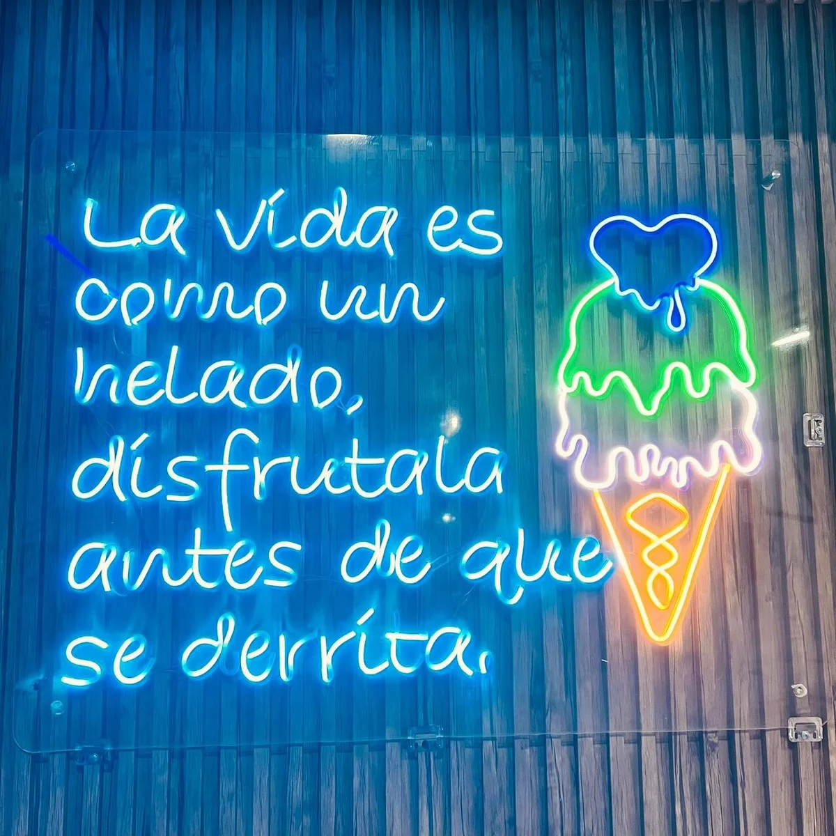 Foto  6438 de Derek_Sinn – em alta