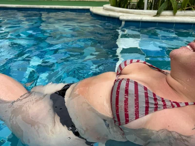 Freckless_ Public Pic 2