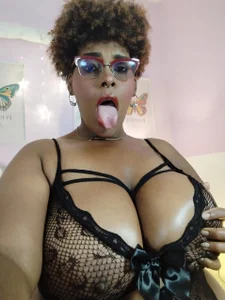 bbw woman od DakotaSexShow  3 snímek