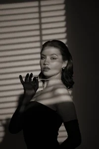 SelenaKiss_ in black and white Pic 6