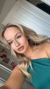 Mbaby2000's XXX Nude Photo 2