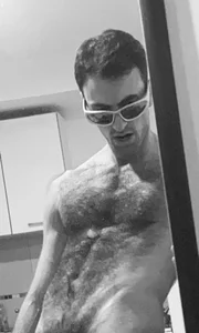 HairybutHorny Espejo Pic 8