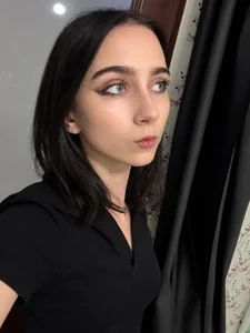 LoraLivv ✨ Foto 3