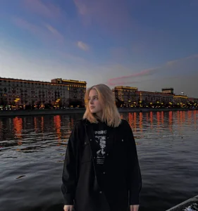 BlondeBombX Public Pic