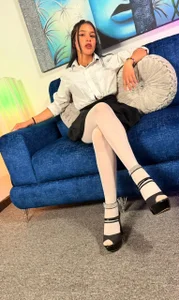 ZoeConti Public Pic 7