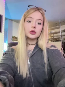 LinaQik Public Pic 3