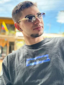 💙🔥 de Amadeo_Wild  3 photos