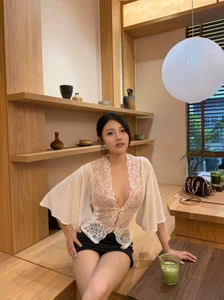 Emily788's XXX Nude Photo 2