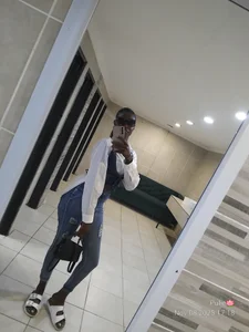 Blackberry305 Public  2টি ছবি