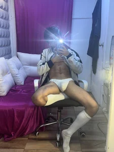 ronald_thompson20 Sexy body Pic 5