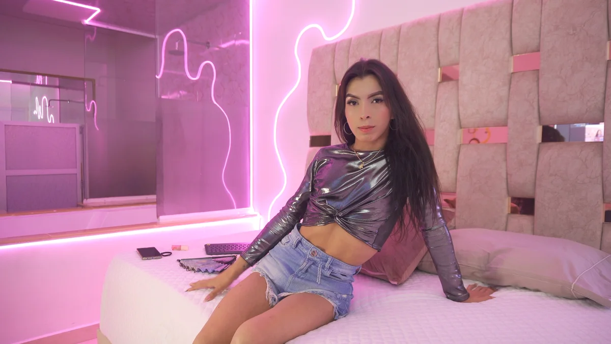 Fernanda_thail_ immagine di tendenza 6070