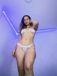 _SWEETLATIN_ Sweet White Heart🤍 Foto 2