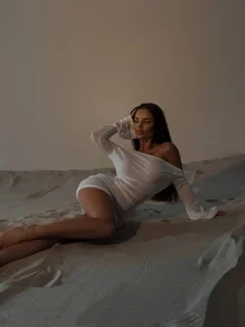 CrazyDaniela Public  5টি ছবি