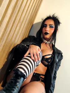 Nyx_Blackmoon Public 사진 4