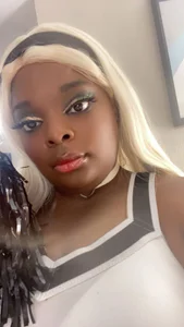 BlackVelvetxx29 Cosplay Pic 4