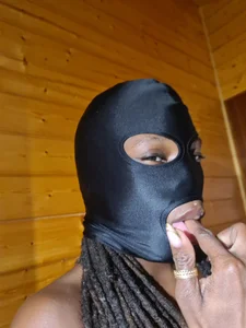 HairyEbonyCoupleliveporn Public Immagine  5