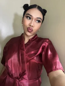 hugecelestina the hottest ts girl in town Foto 3