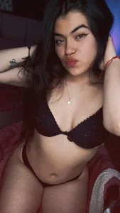 Katia_pretty_xのBe silent, let yourself go, and kiss me with your heart 🧸🌸の 4枚の写真