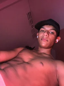 hi love wellcome de brandon_boycock  5 Imagens