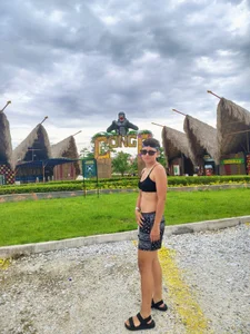 Antonella_Cruz02 beach Immagine  4