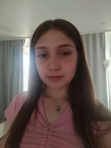 LesaFeldker Public Pic 4