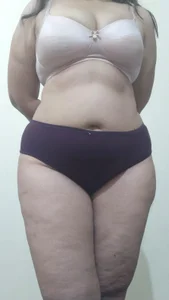 Public de Curvy_Shrishty  6 photos