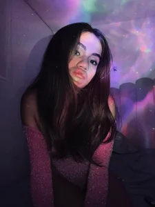 DEMI_LEED PINK GIRL Pic 2