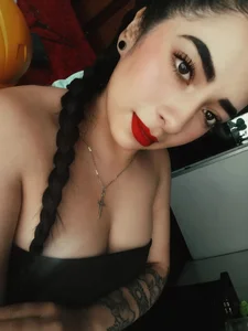 Cattleyaa Public Foto 2