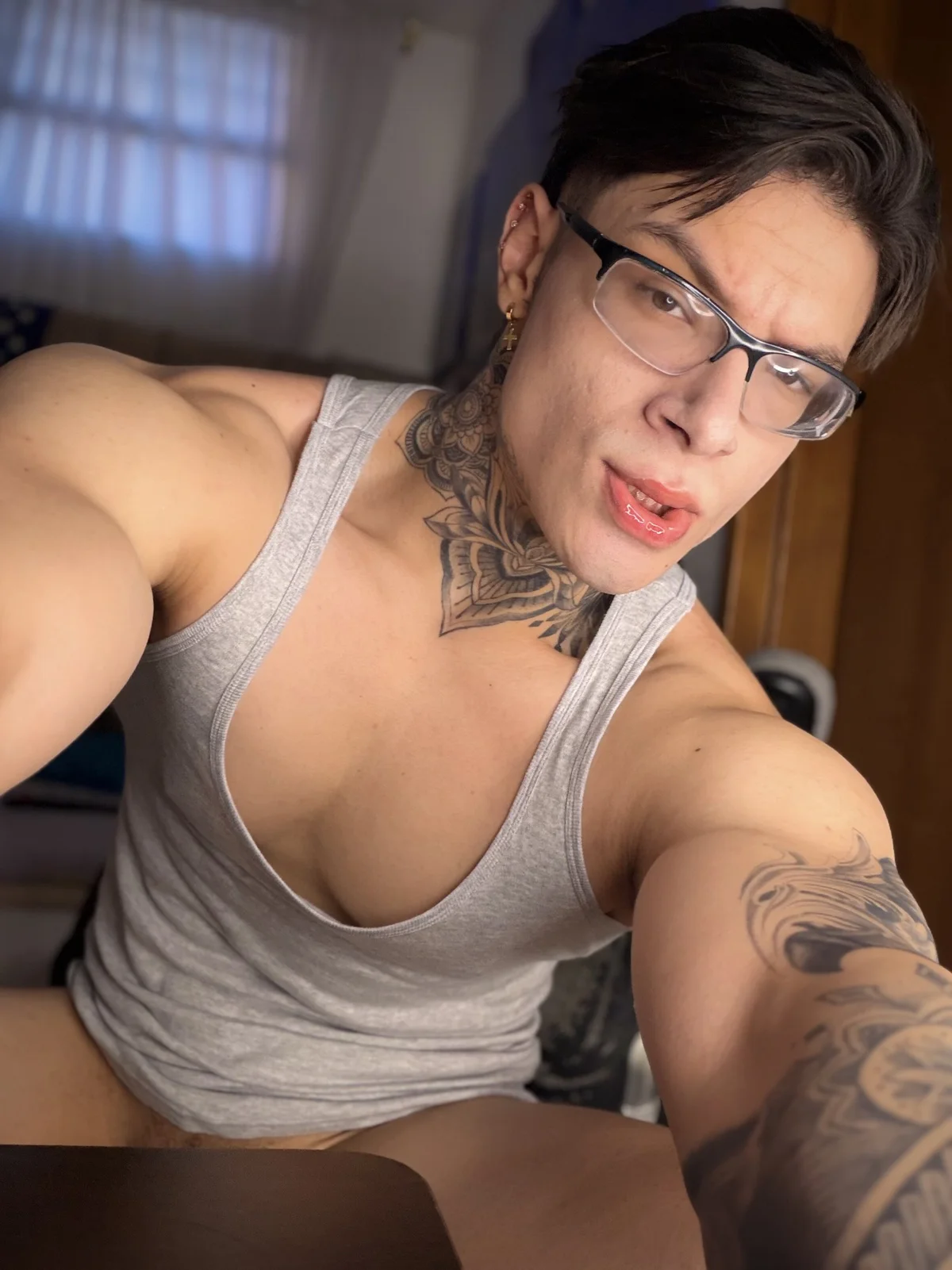 Трендове зображення  6009 DennisWalkerr