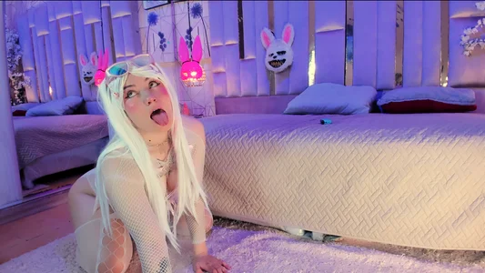 Broklinwhite_ You're provoking too much... do you know how expensive it is to get this horny? Foto 3