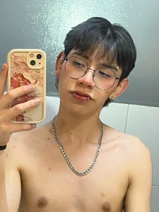Kim_Adrien Public Poză 4