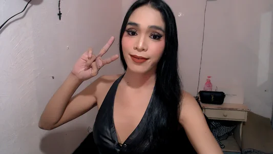 Horsecock_princess: princess cute ( 3 фото)