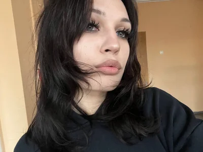 Christine_Mooree Public Pic 2