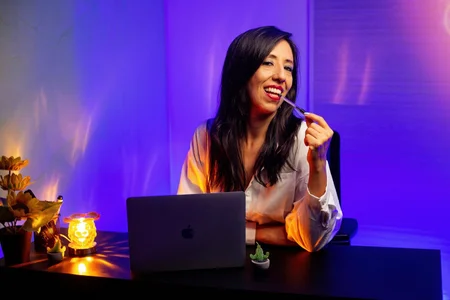 Bonnie__milf Office 🔥❤ Immagine  3