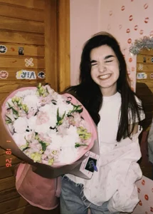 HermilaClap Public Foto 7