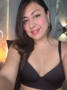 Public de ZaraKnox  2 Imagens