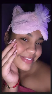 MiaawhithePublic Bild